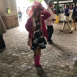 Meet your Posher, Ashley